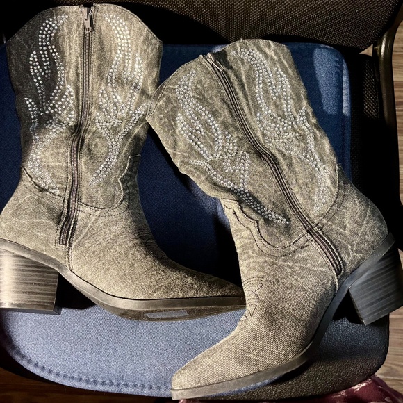 Camo. and Rhinestone Heeled Boots - Picture 1 of 6